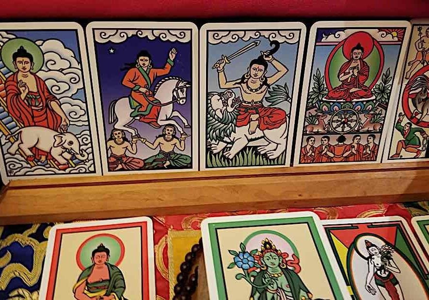Buddha-Weekly-Buddha's journey to enlightenment in a Tarot-Buddhism Buddha Tarot by Robert Place features the life and journey to Enlightenment of Siddartha Buddha as the major Aracana, in place of the "fool's journey" to spiritual enlightenment.