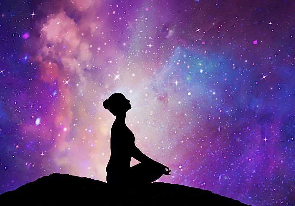 Buddha-Weekly-Meditation on mountaintop-Buddhism Buddha-Weekly-Meditation on mountaintop-Buddhism