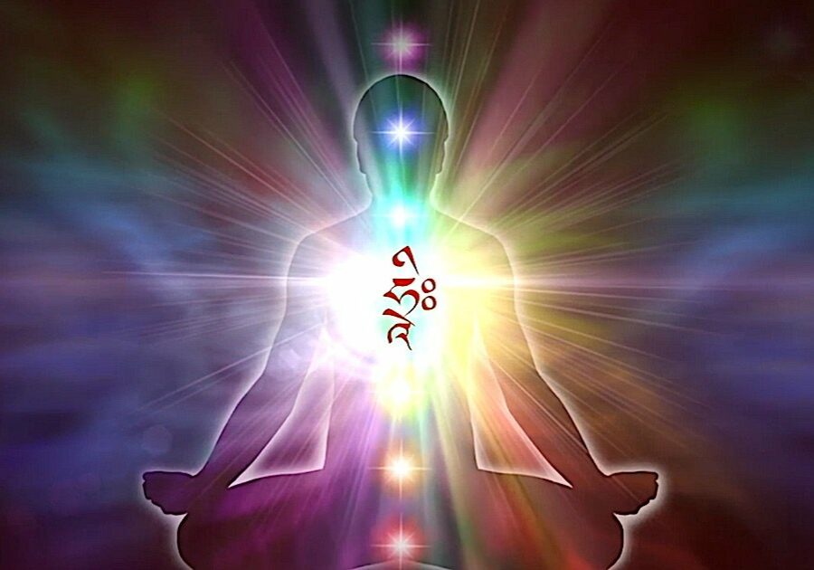 Buddha-Weekly-R Visualize Hri syllable at your heart chakra-Buddhism You visualize your own body as hollow, the nature of divine light, and in the centre of your chest you visualize the HRI seed syllable. The HRI syllable symbolizes your consciousness.